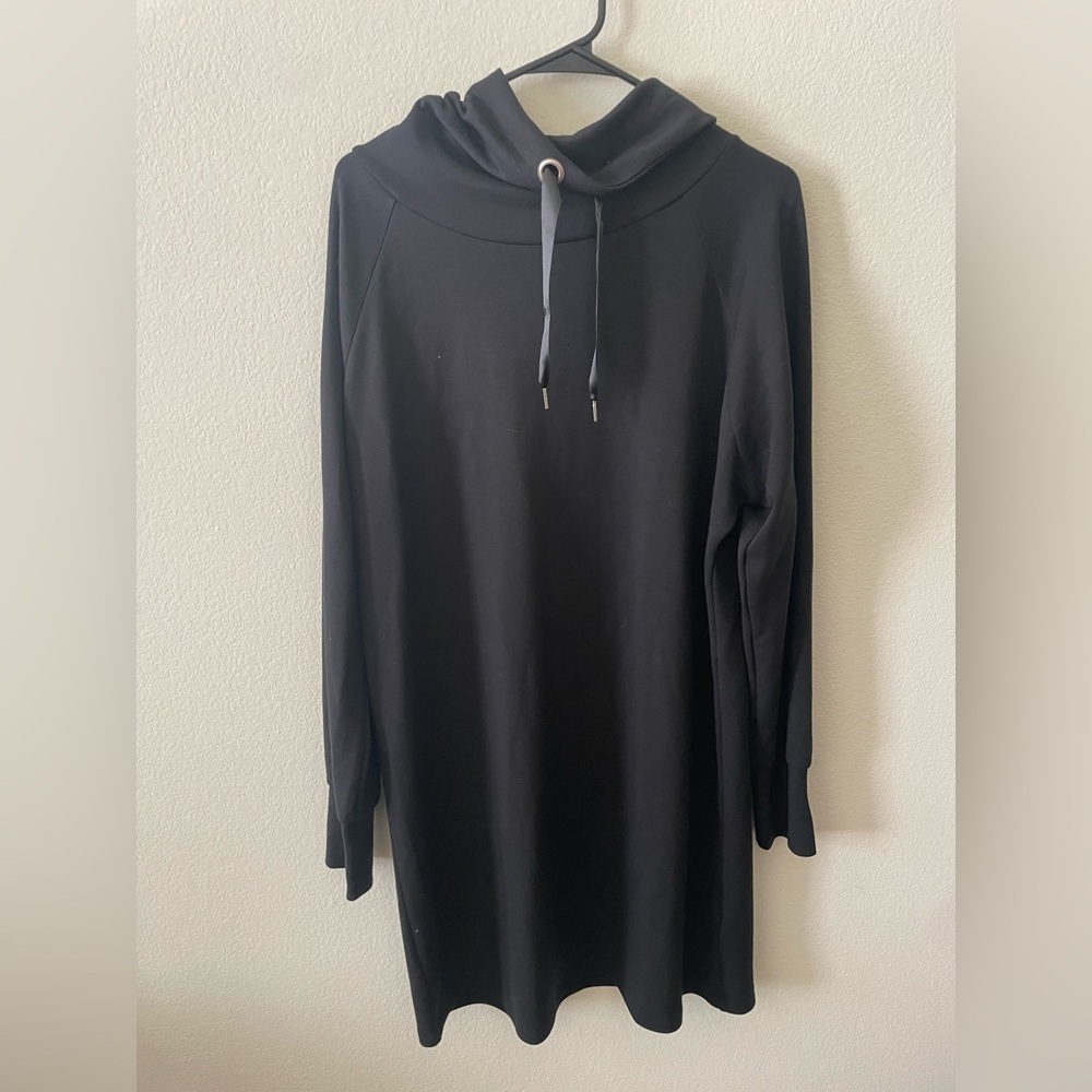 Express Midnight Black Pullover